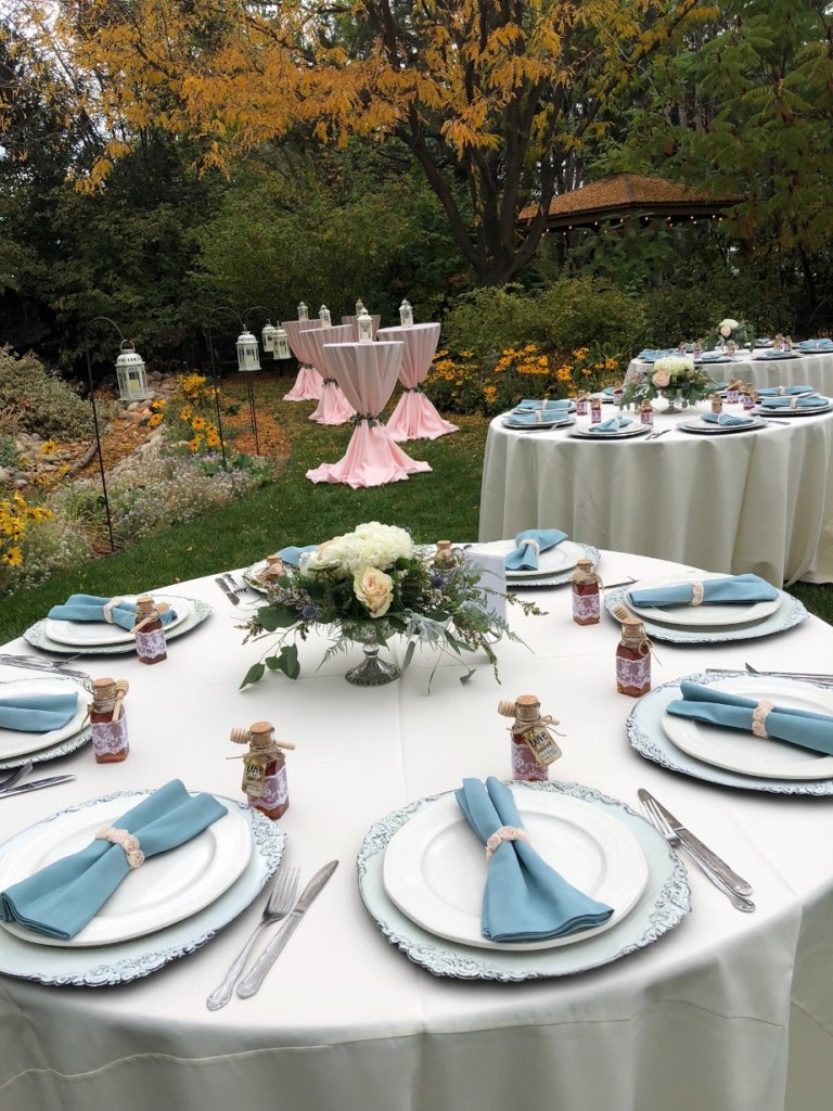 Outdoor Wedding Catering Tables